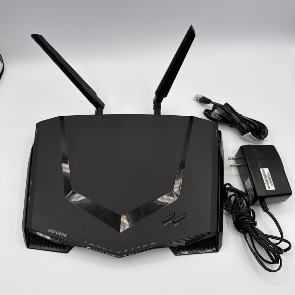 NETGEAR Nighthawk XR500 Gaming Router Bundle AC Adapter Ethernet Cable Working
